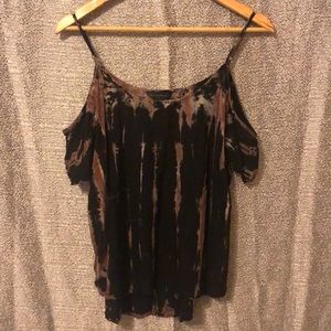 Distressed off should shirt